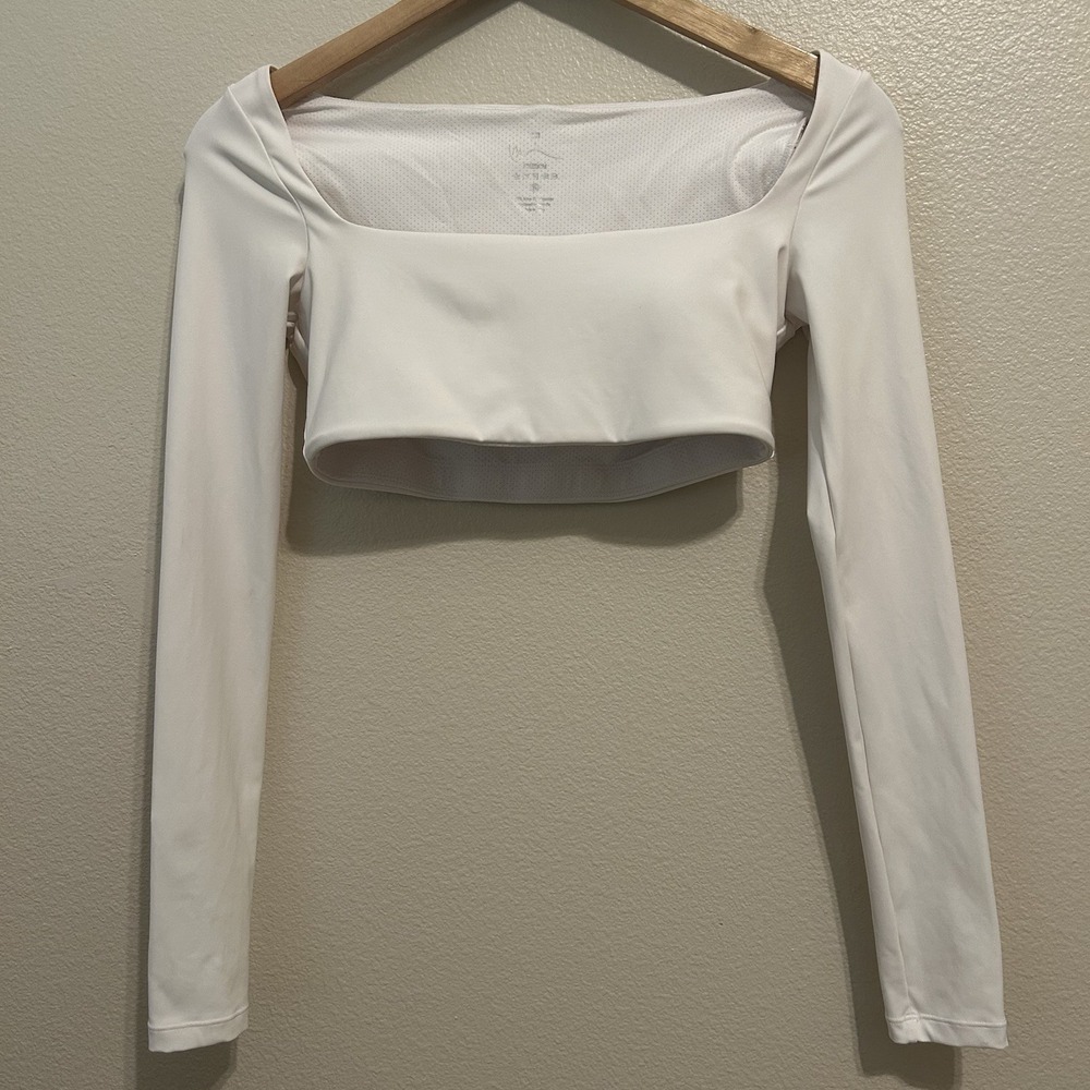 CSB Women's White Long Sleeve Square Neck Crop Top Size Medium Minimalist Active